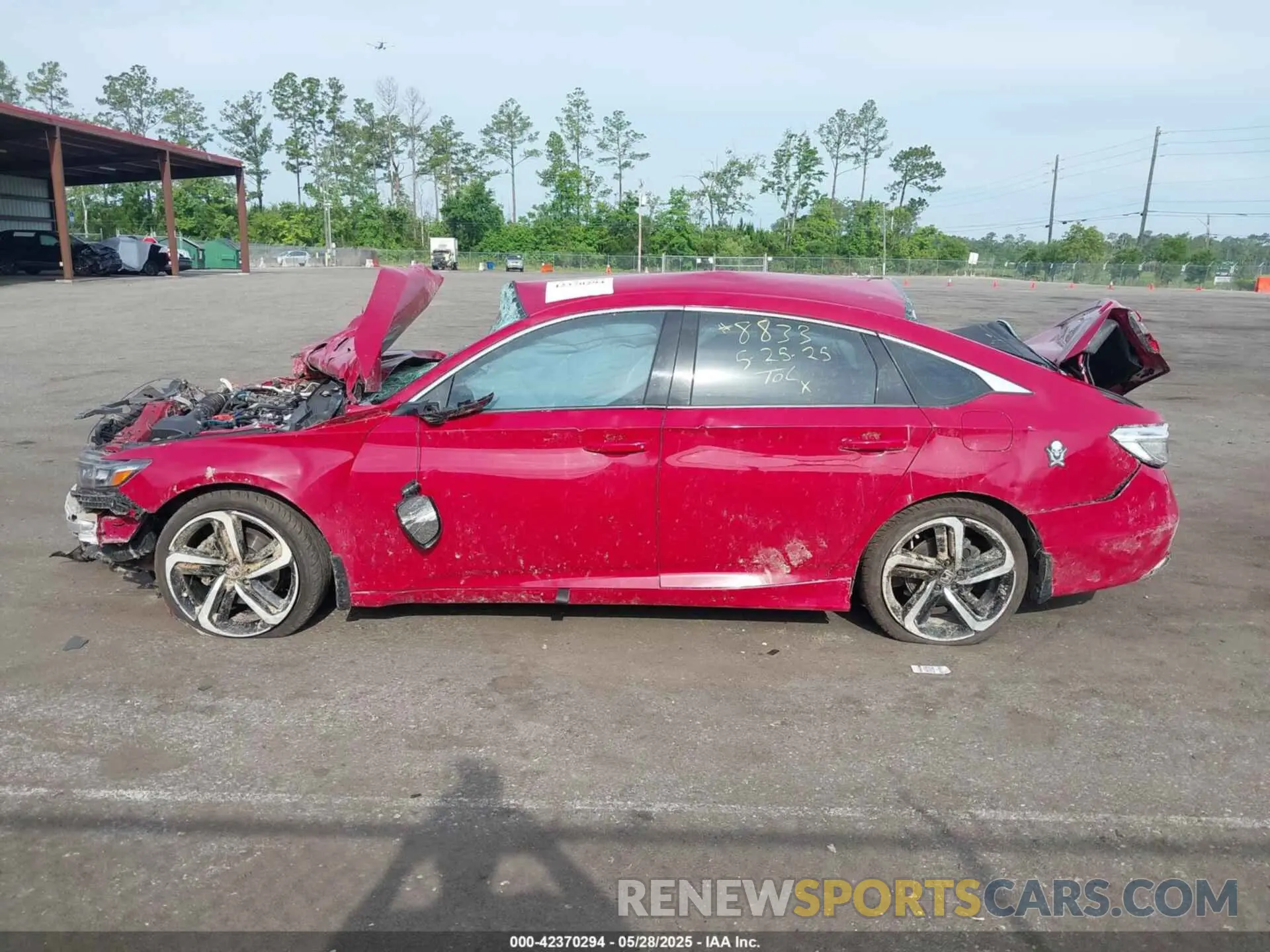 13 Photograph of a damaged car 1HGCV1F3XKA052501 HONDA ACCORD 2019
