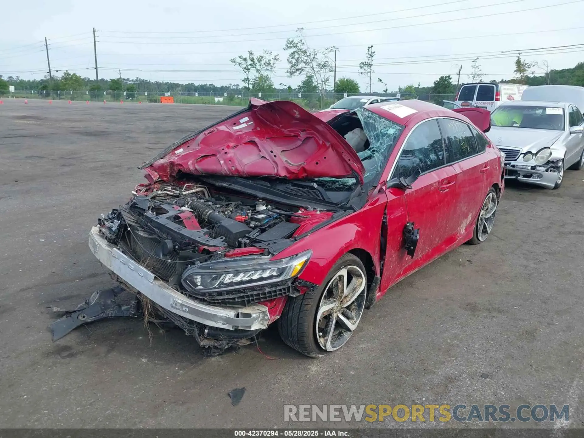 6 Photograph of a damaged car 1HGCV1F3XKA052501 HONDA ACCORD 2019