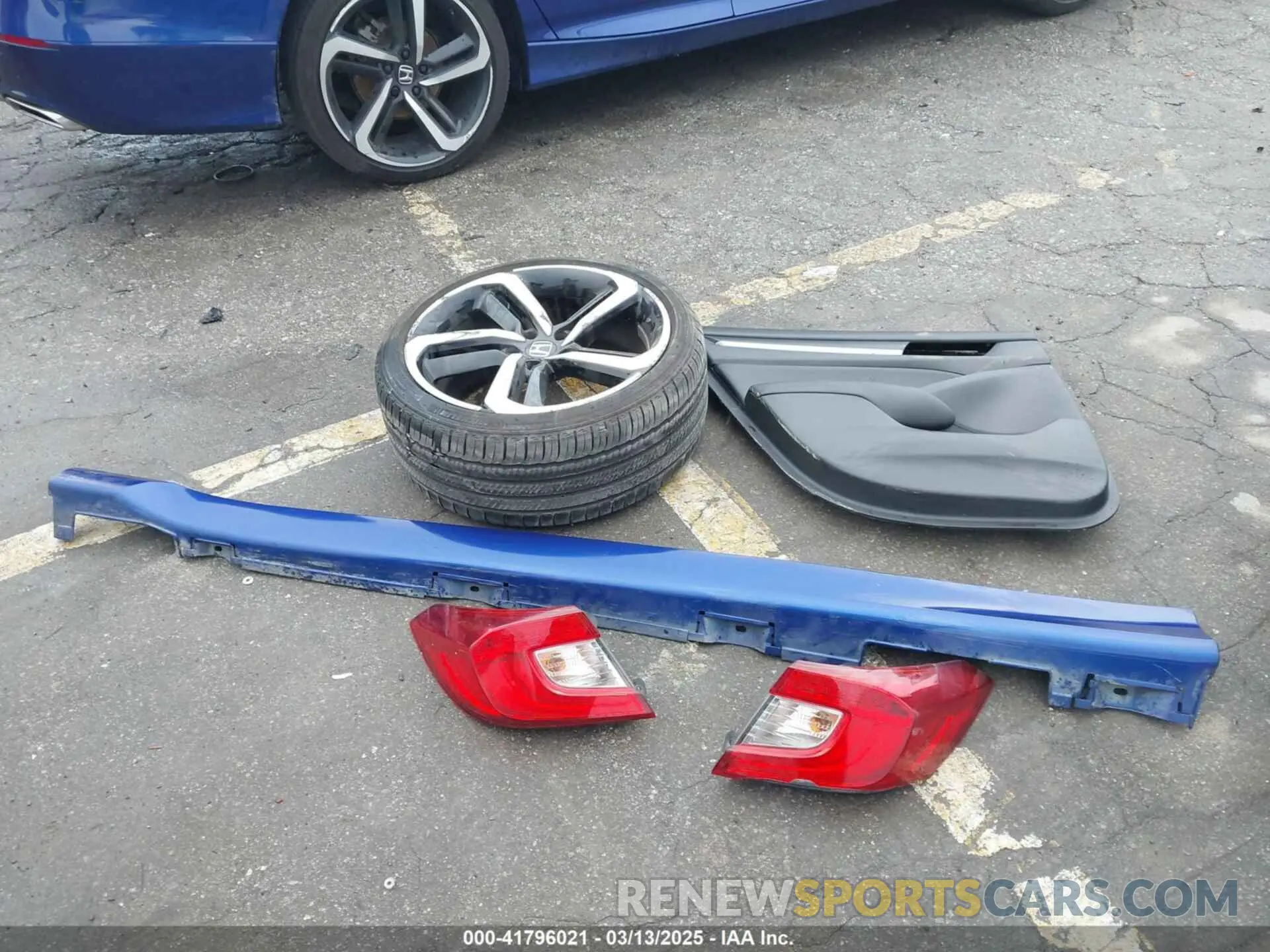 12 Photograph of a damaged car 1HGCV1F3XKA059819 HONDA ACCORD 2019