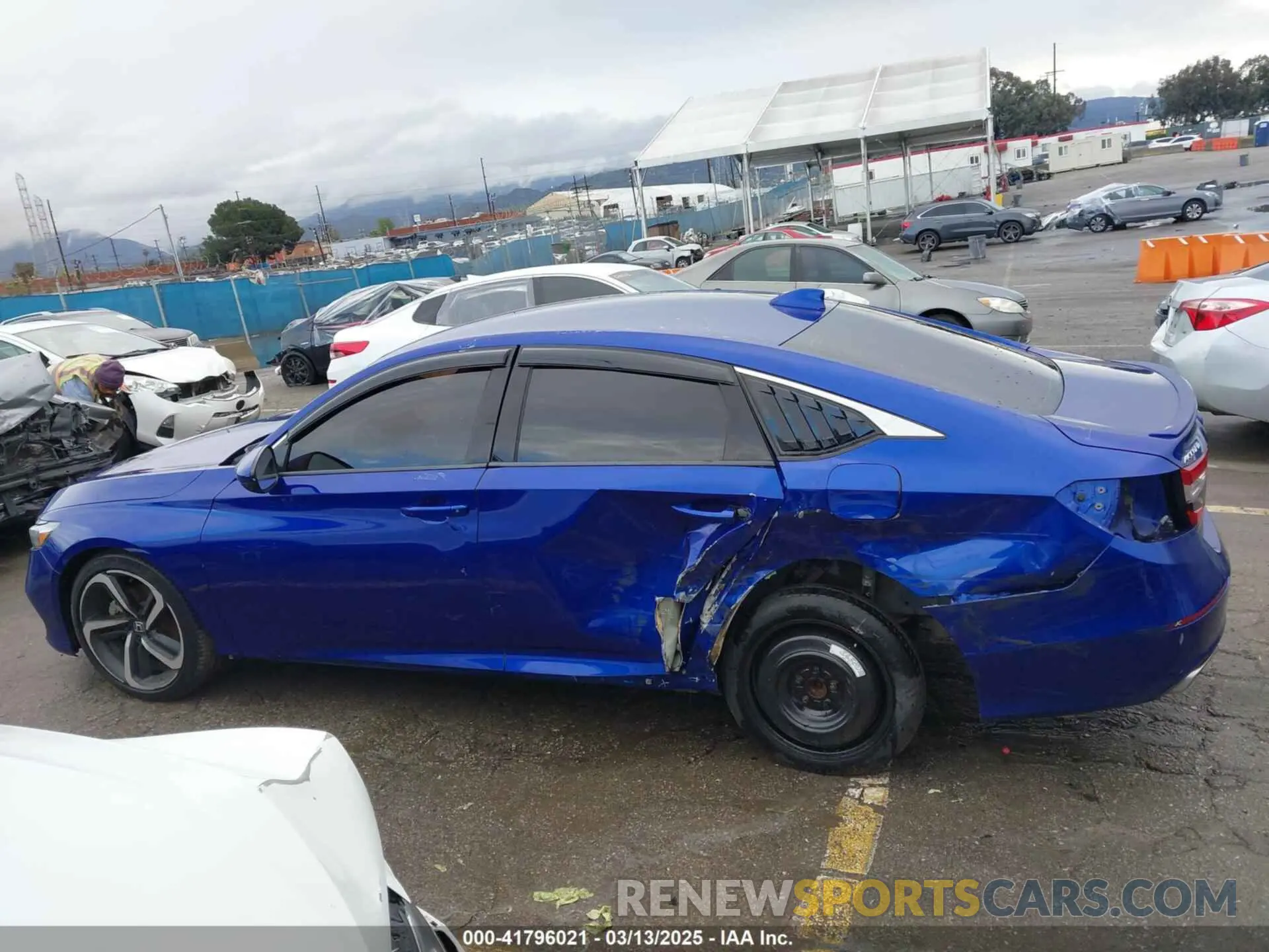 15 Photograph of a damaged car 1HGCV1F3XKA059819 HONDA ACCORD 2019