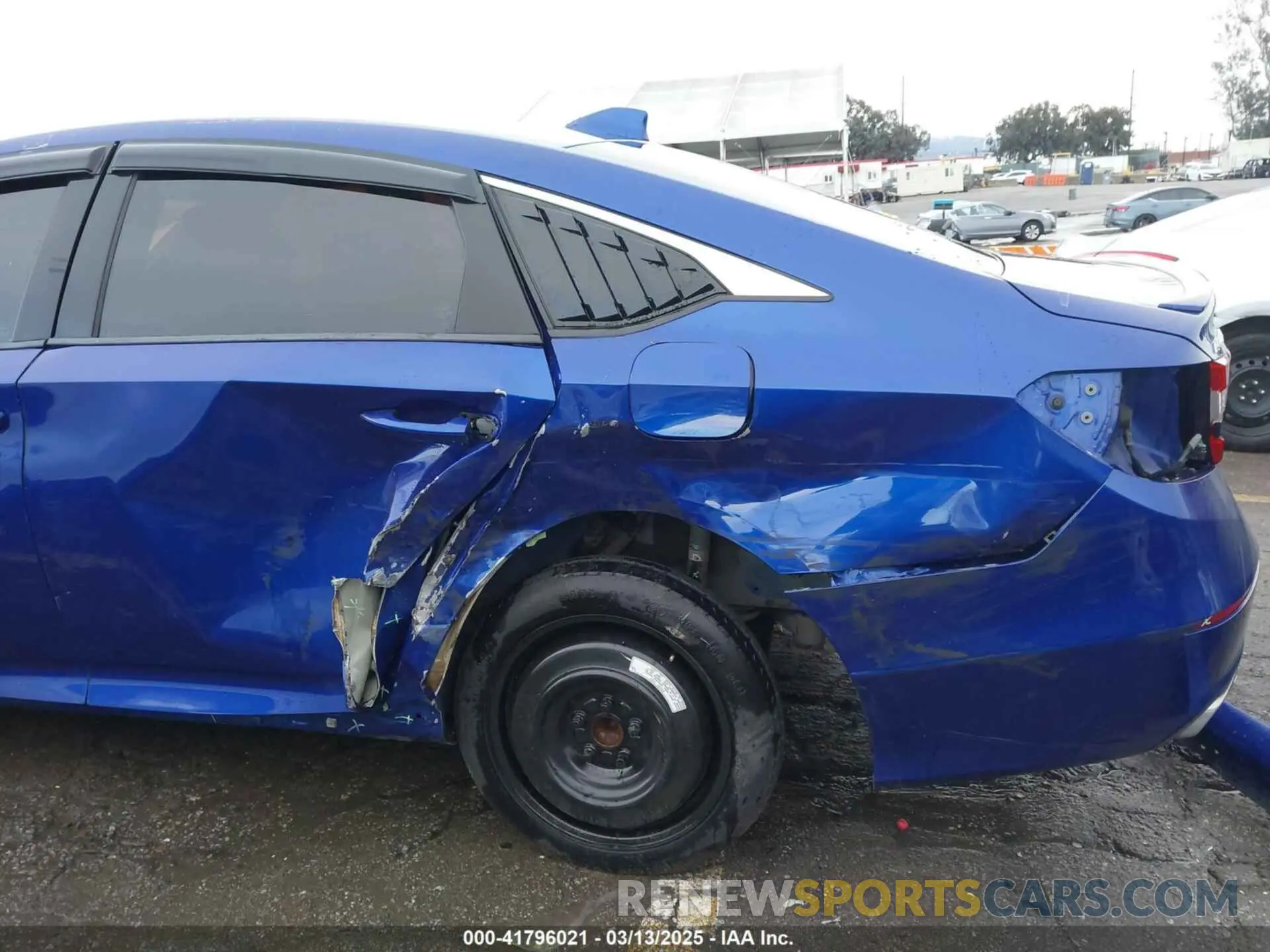 6 Photograph of a damaged car 1HGCV1F3XKA059819 HONDA ACCORD 2019