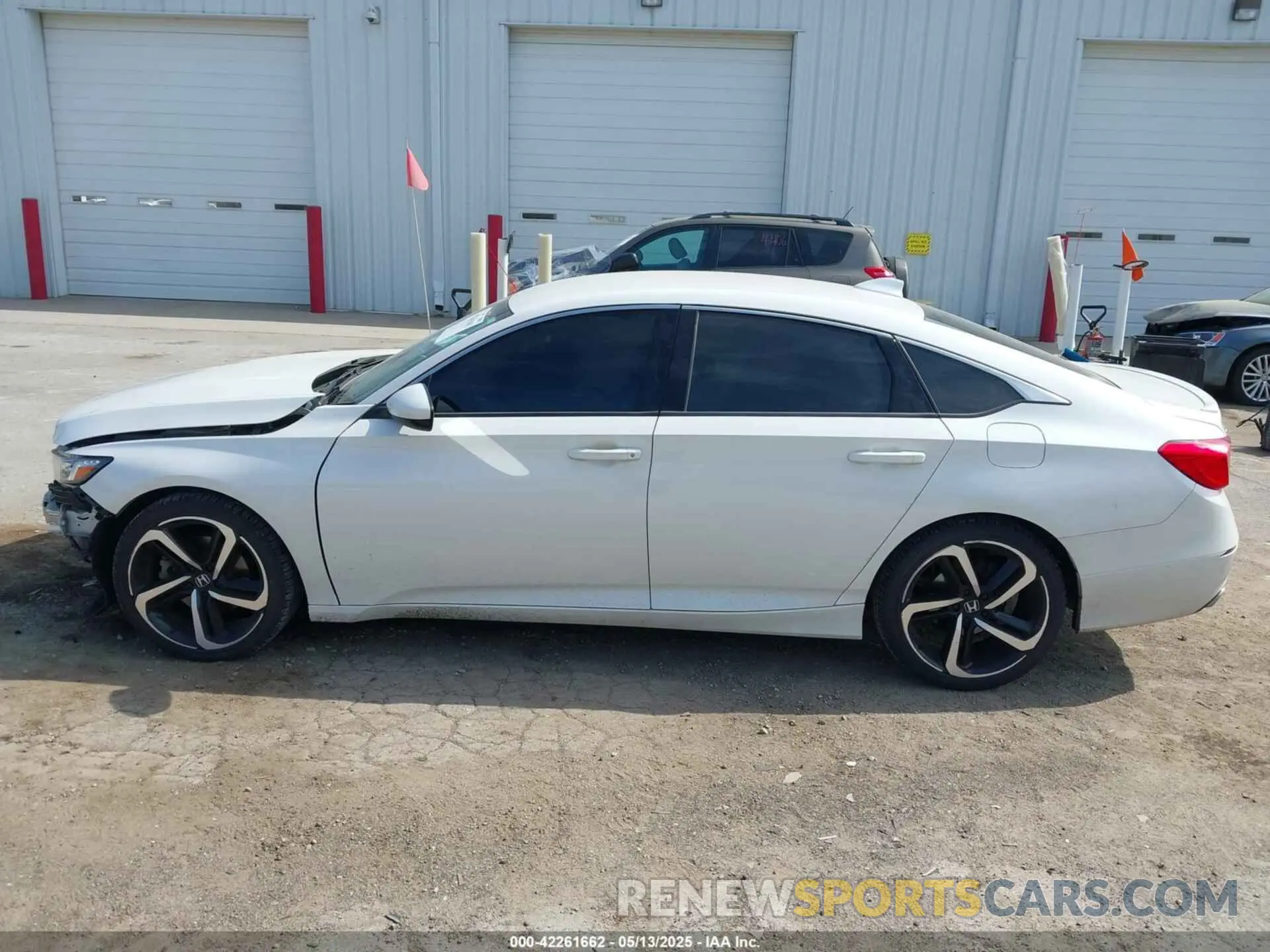 15 Photograph of a damaged car 1HGCV1F3XKA066107 HONDA ACCORD 2019