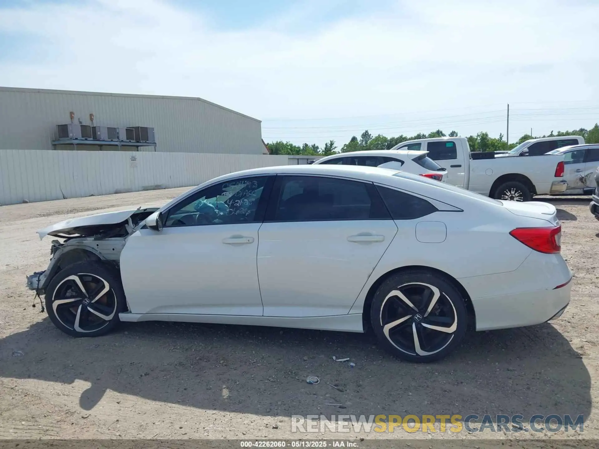 15 Photograph of a damaged car 1HGCV1F3XKA070626 HONDA ACCORD 2019