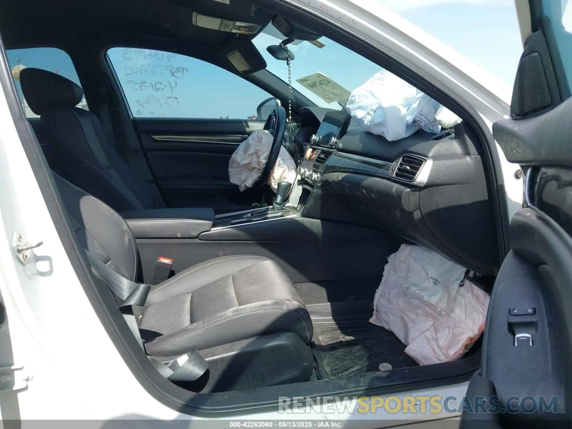 5 Photograph of a damaged car 1HGCV1F3XKA070626 HONDA ACCORD 2019