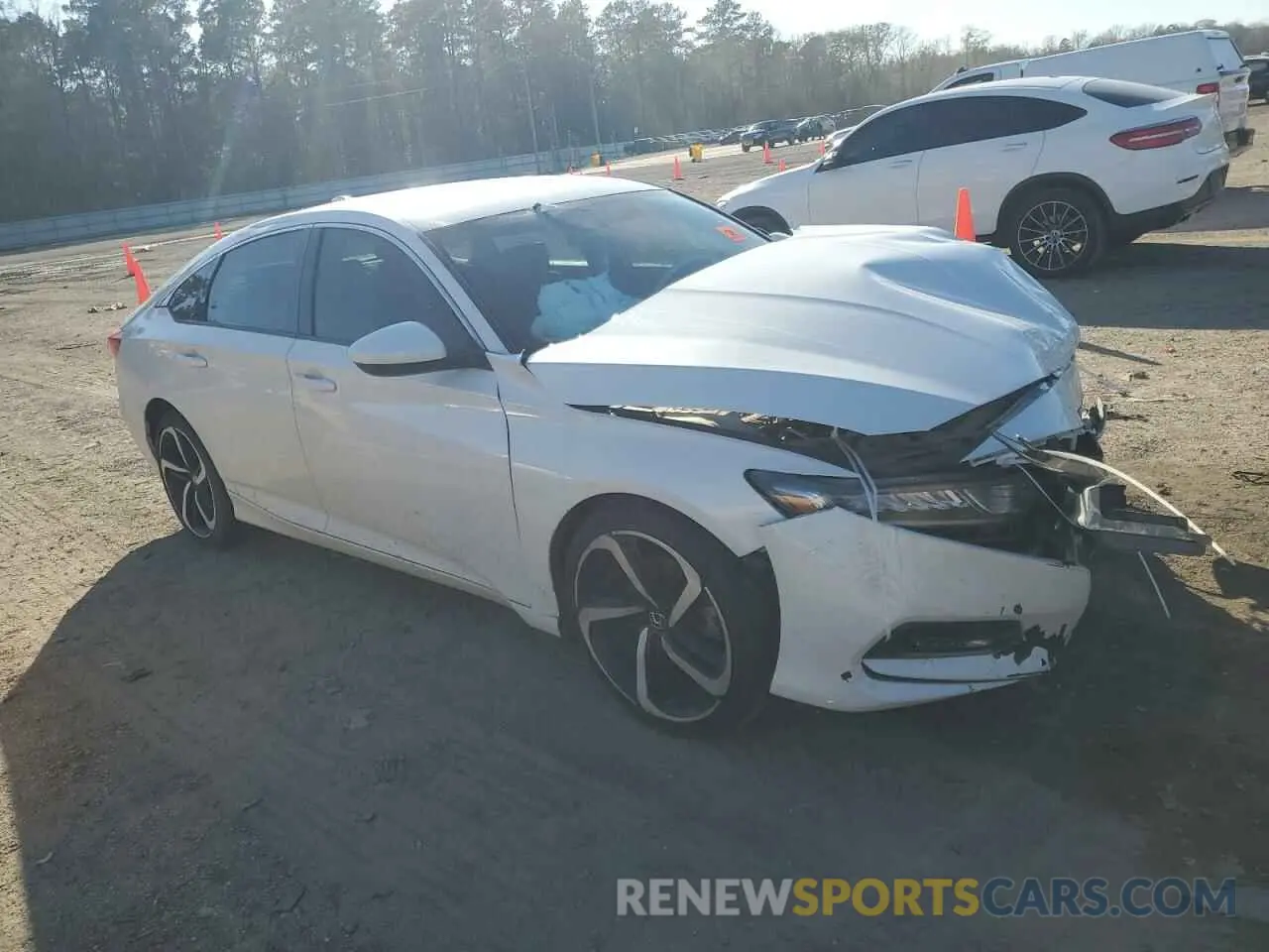 4 Photograph of a damaged car 1HGCV1F3XKA071534 HONDA ACCORD 2019