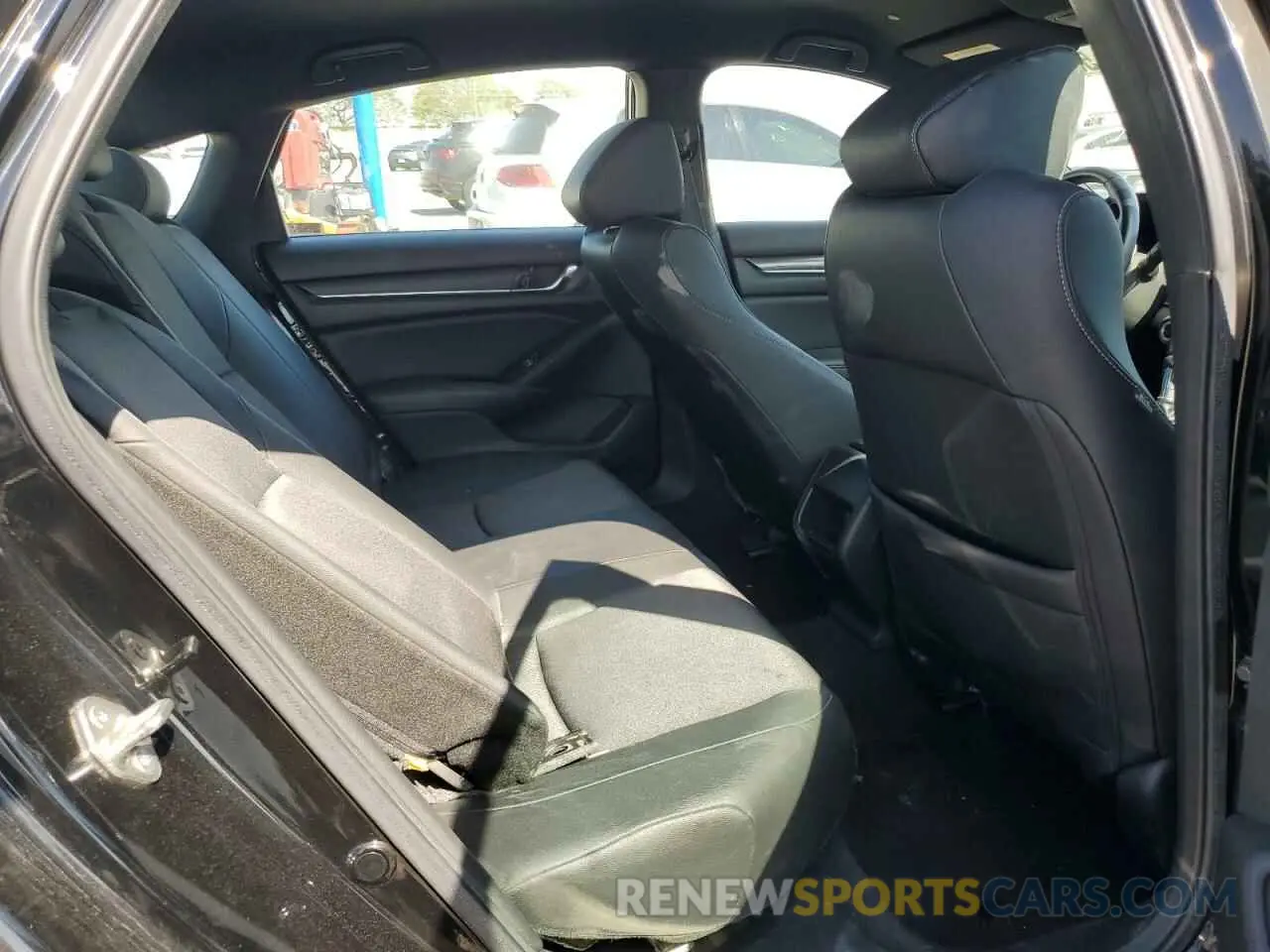 10 Photograph of a damaged car 1HGCV1F3XKA090777 HONDA ACCORD 2019