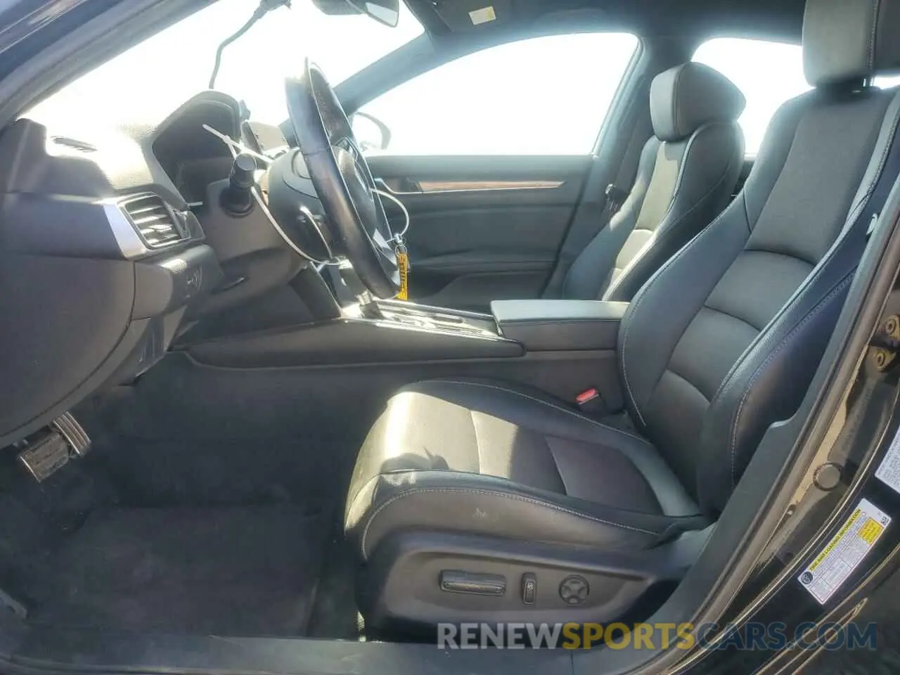 7 Photograph of a damaged car 1HGCV1F3XKA090777 HONDA ACCORD 2019