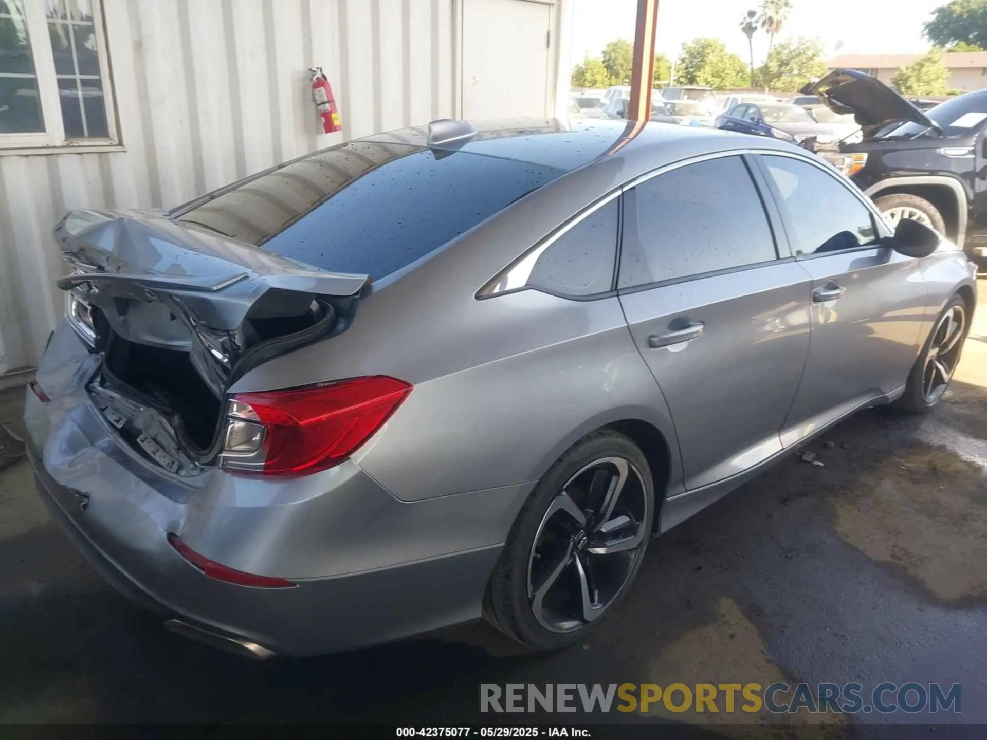 4 Photograph of a damaged car 1HGCV1F3XKA150198 HONDA ACCORD 2019