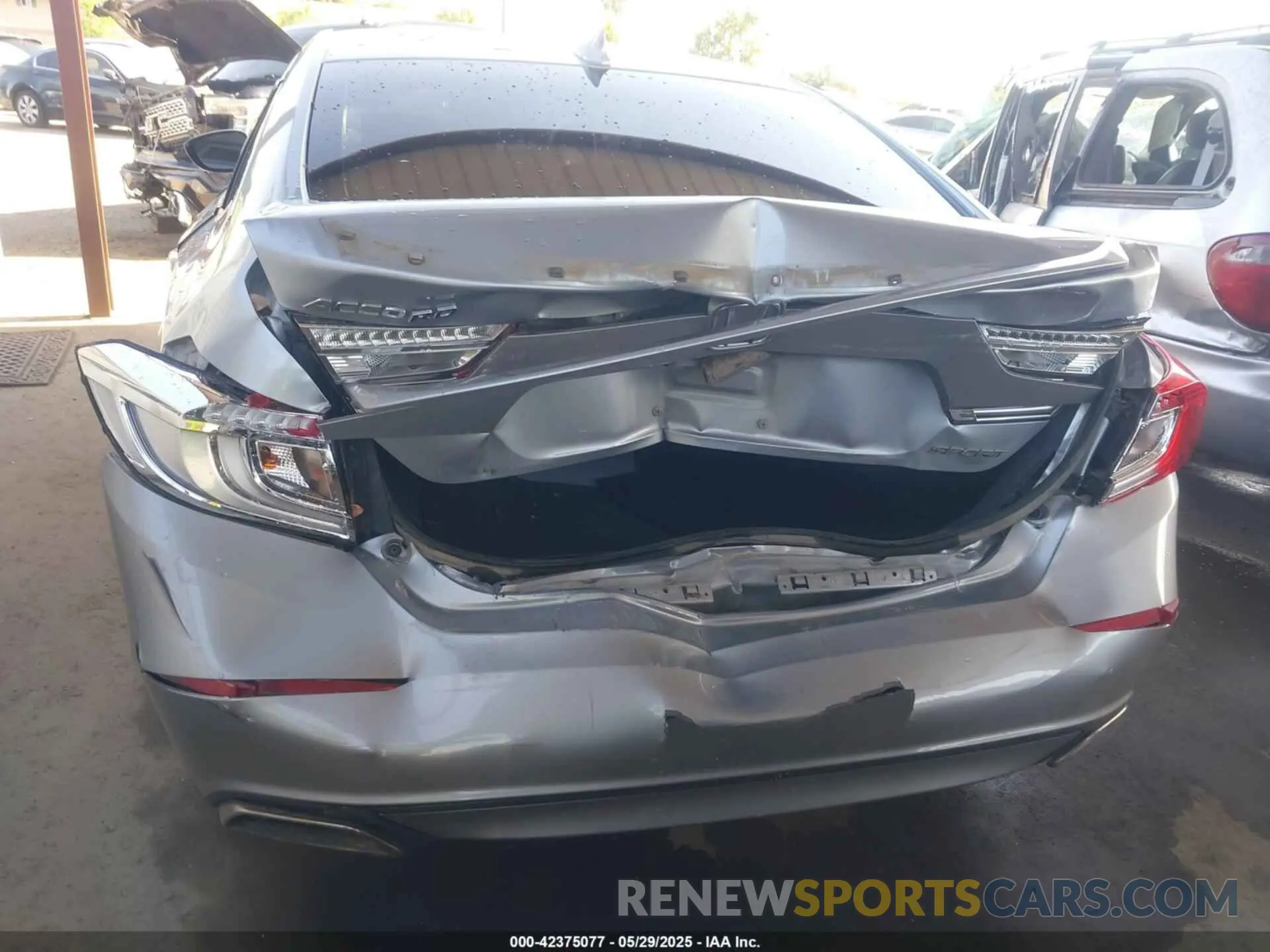 6 Photograph of a damaged car 1HGCV1F3XKA150198 HONDA ACCORD 2019