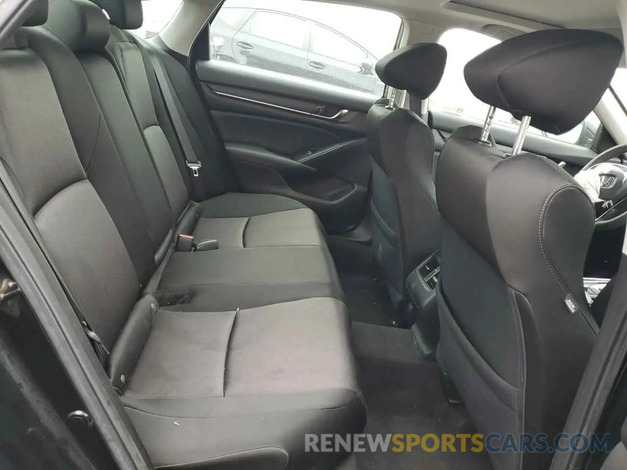 10 Photograph of a damaged car 1HGCV1F40KA031181 HONDA ACCORD 2019