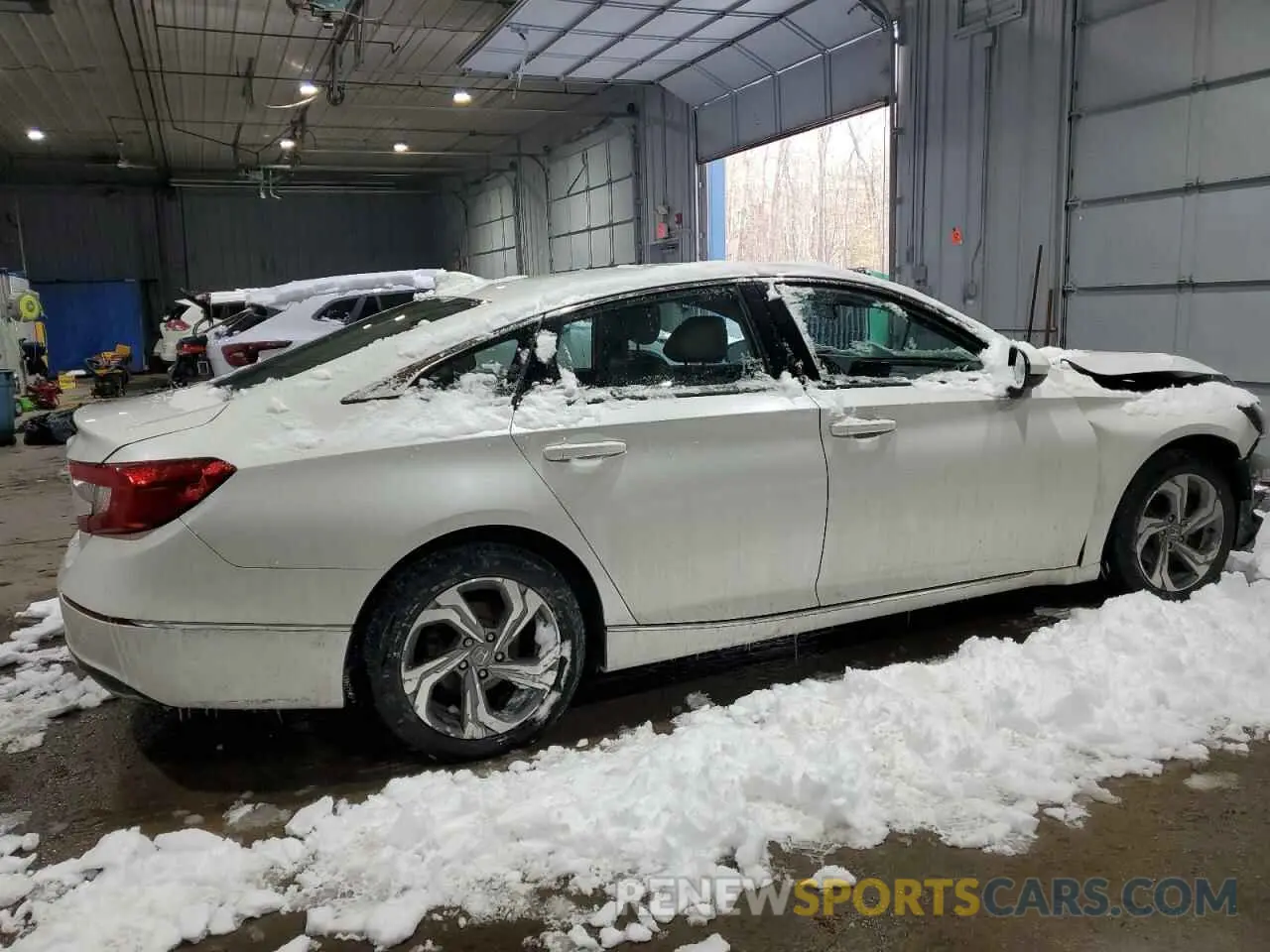 3 Photograph of a damaged car 1HGCV1F40KA125738 HONDA ACCORD 2019