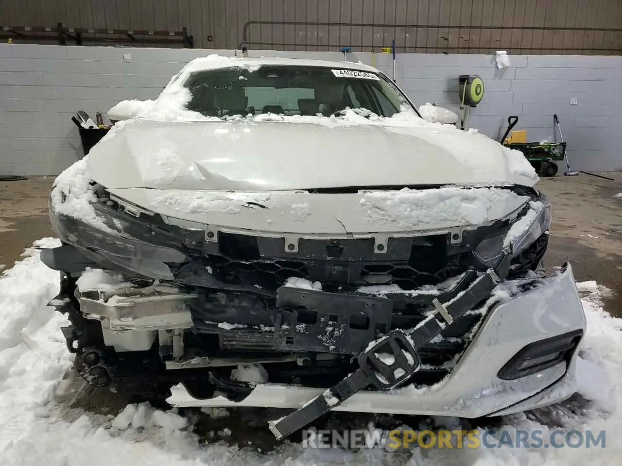 5 Photograph of a damaged car 1HGCV1F40KA125738 HONDA ACCORD 2019