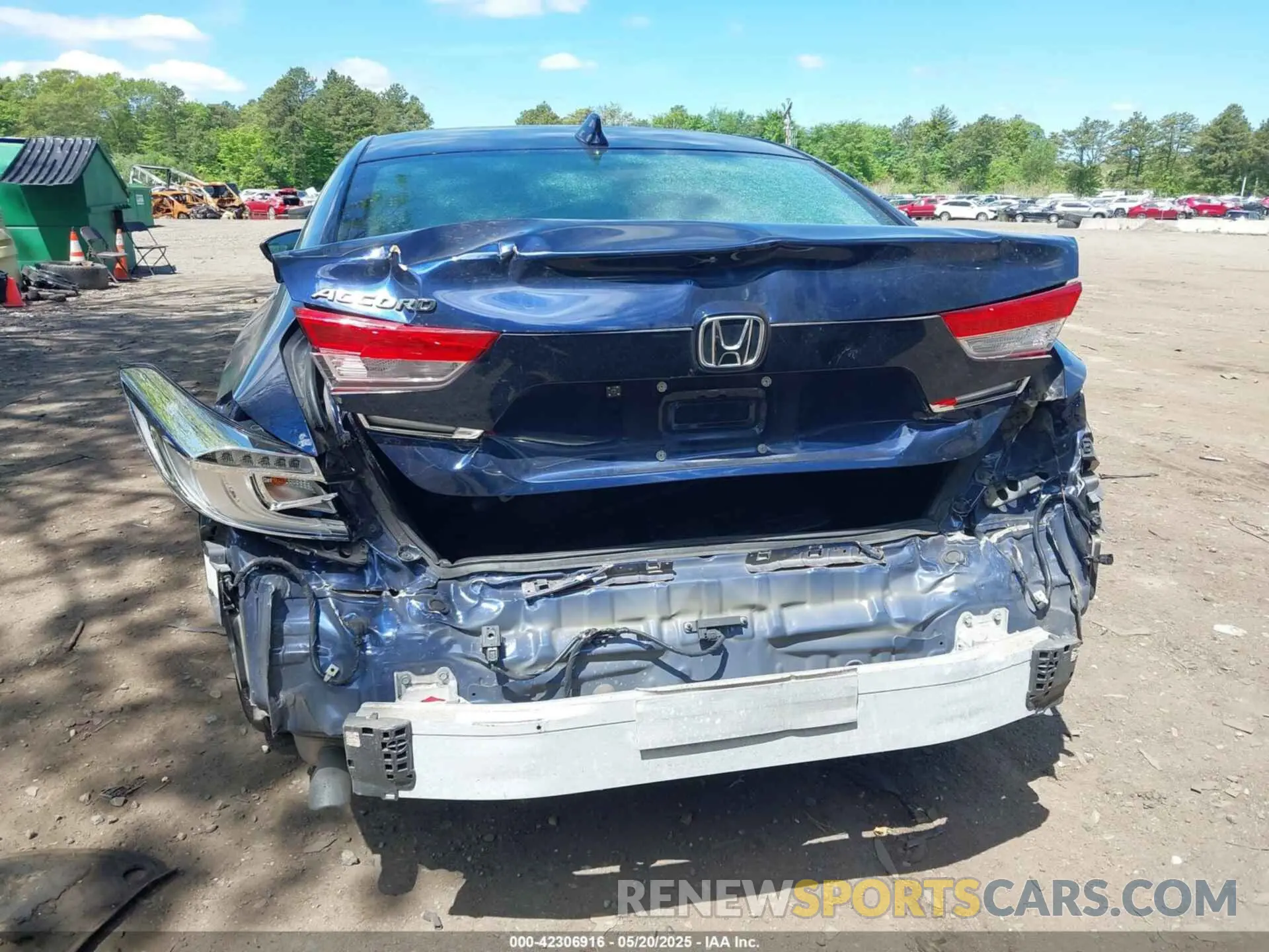 17 Photograph of a damaged car 1HGCV1F40KA134388 HONDA ACCORD 2019
