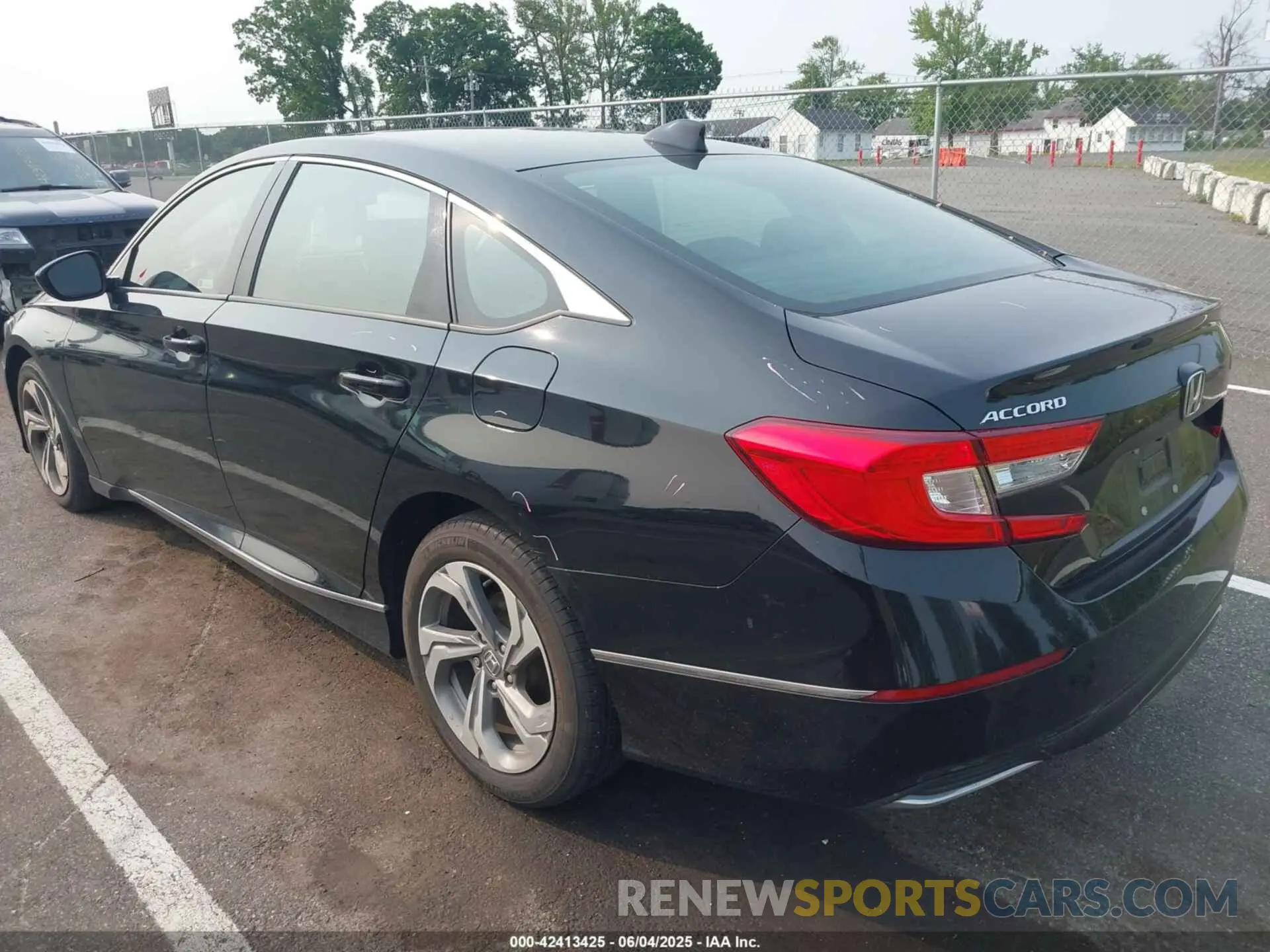 3 Photograph of a damaged car 1HGCV1F41KA025759 HONDA ACCORD 2019