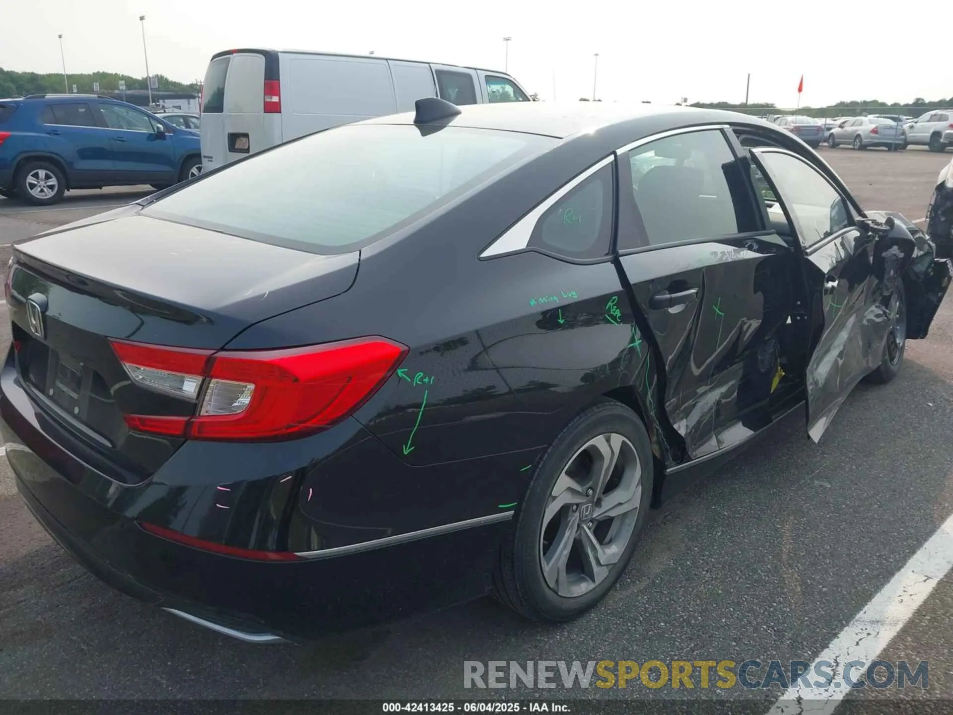 4 Photograph of a damaged car 1HGCV1F41KA025759 HONDA ACCORD 2019