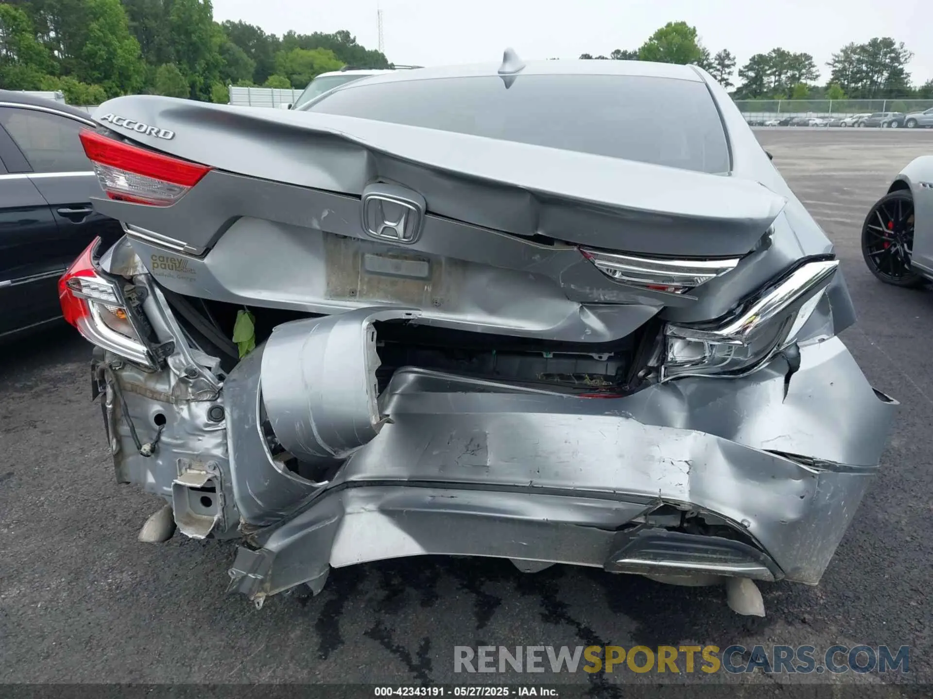 16 Photograph of a damaged car 1HGCV1F41KA097268 HONDA ACCORD 2019