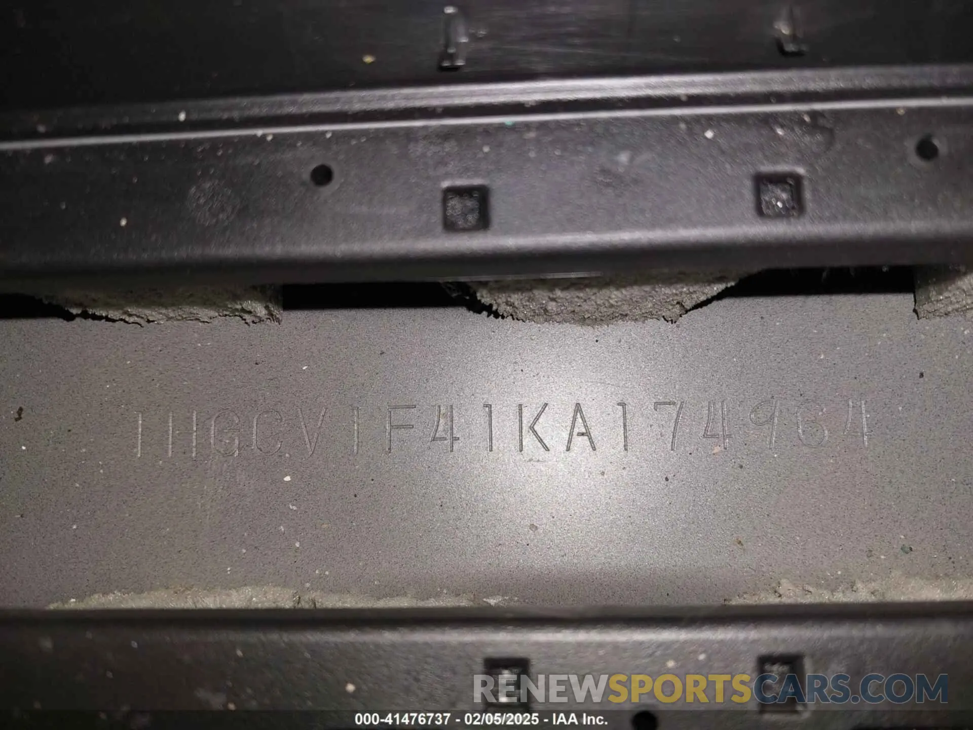 17 Photograph of a damaged car 1HGCV1F41KA174964 HONDA ACCORD 2019