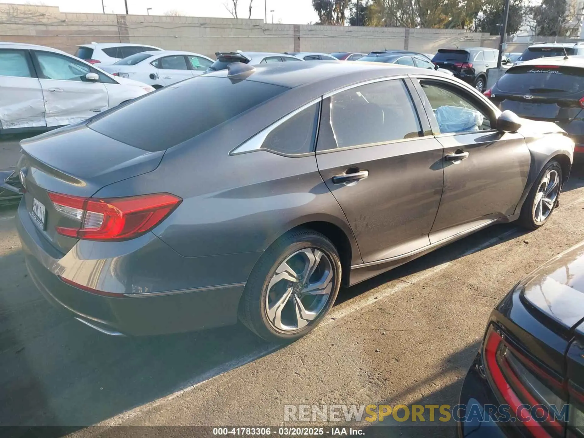 4 Photograph of a damaged car 1HGCV1F42KA093293 HONDA ACCORD 2019