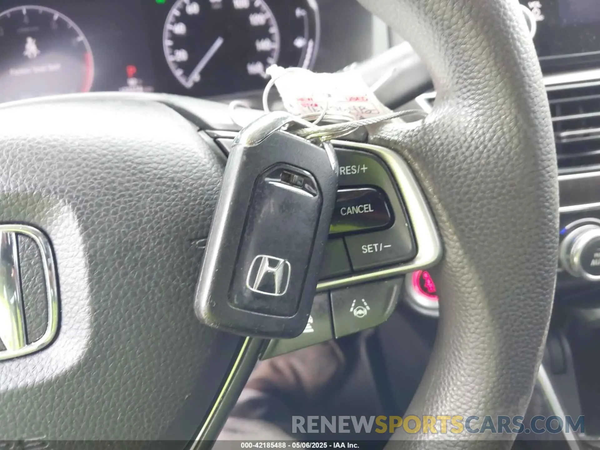 11 Photograph of a damaged car 1HGCV1F42KA095741 HONDA ACCORD 2019