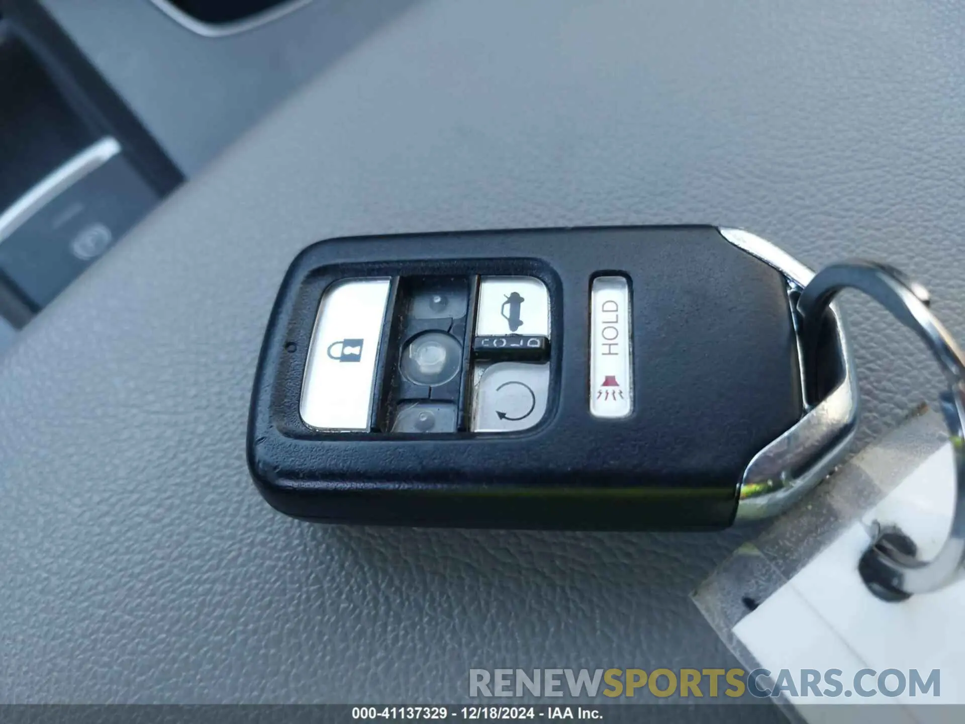 11 Photograph of a damaged car 1HGCV1F43KA165263 HONDA ACCORD 2019