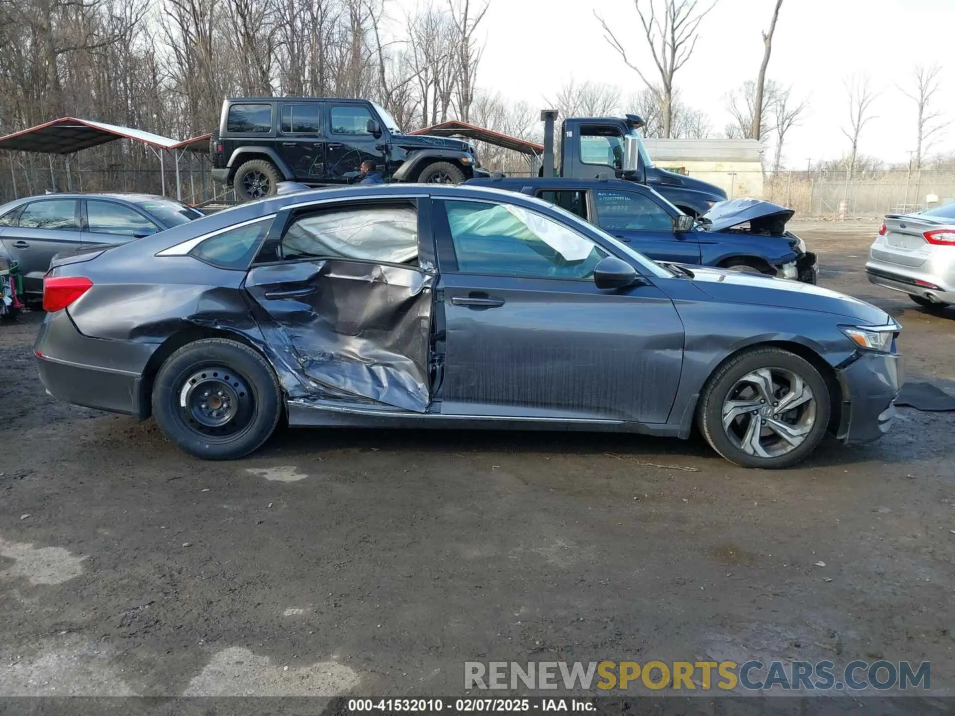 13 Photograph of a damaged car 1HGCV1F44KA060358 HONDA ACCORD 2019