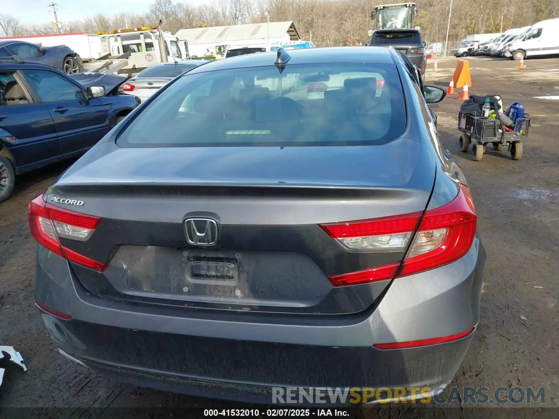 16 Photograph of a damaged car 1HGCV1F44KA060358 HONDA ACCORD 2019