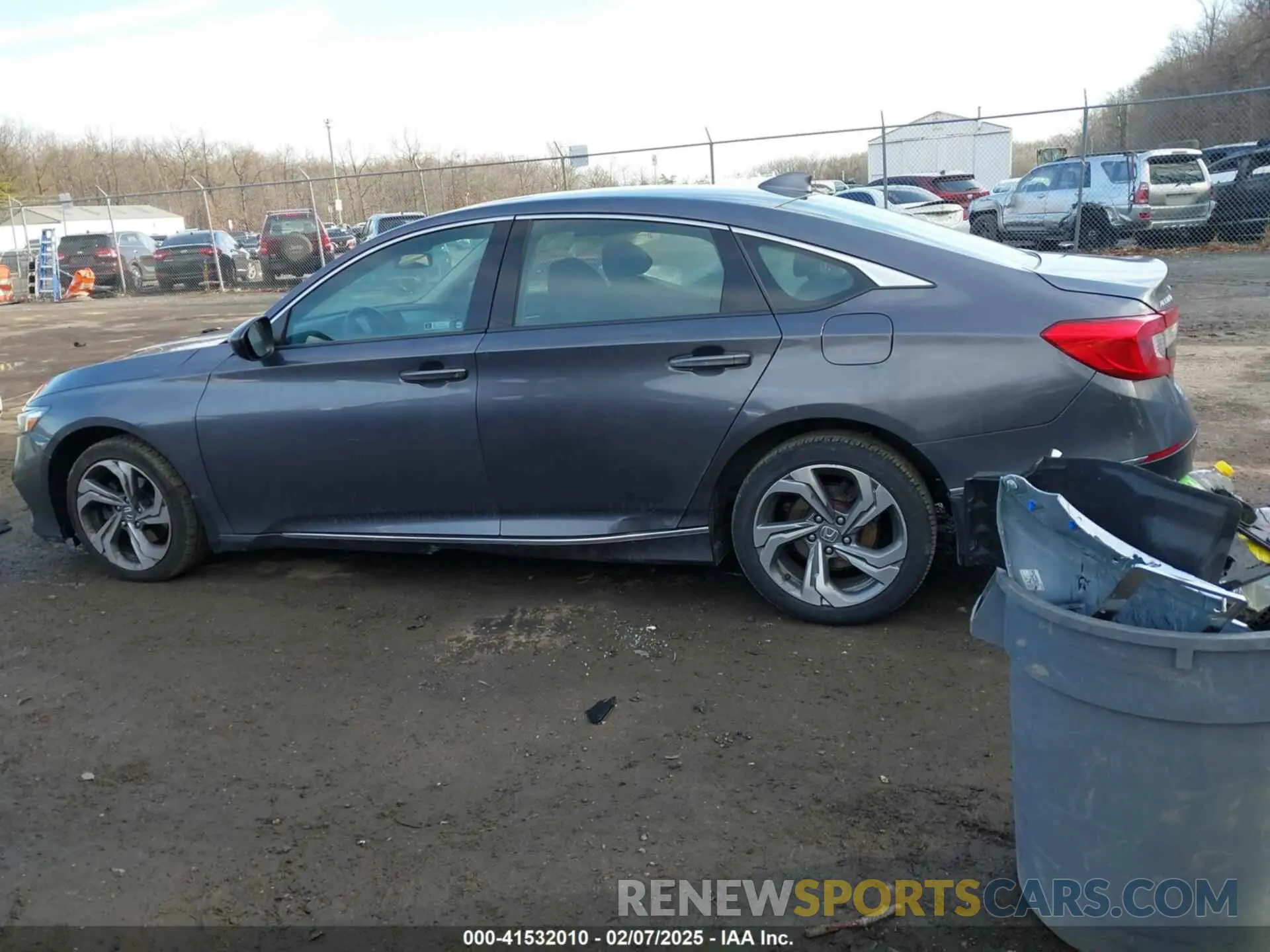 4 Photograph of a damaged car 1HGCV1F44KA060358 HONDA ACCORD 2019
