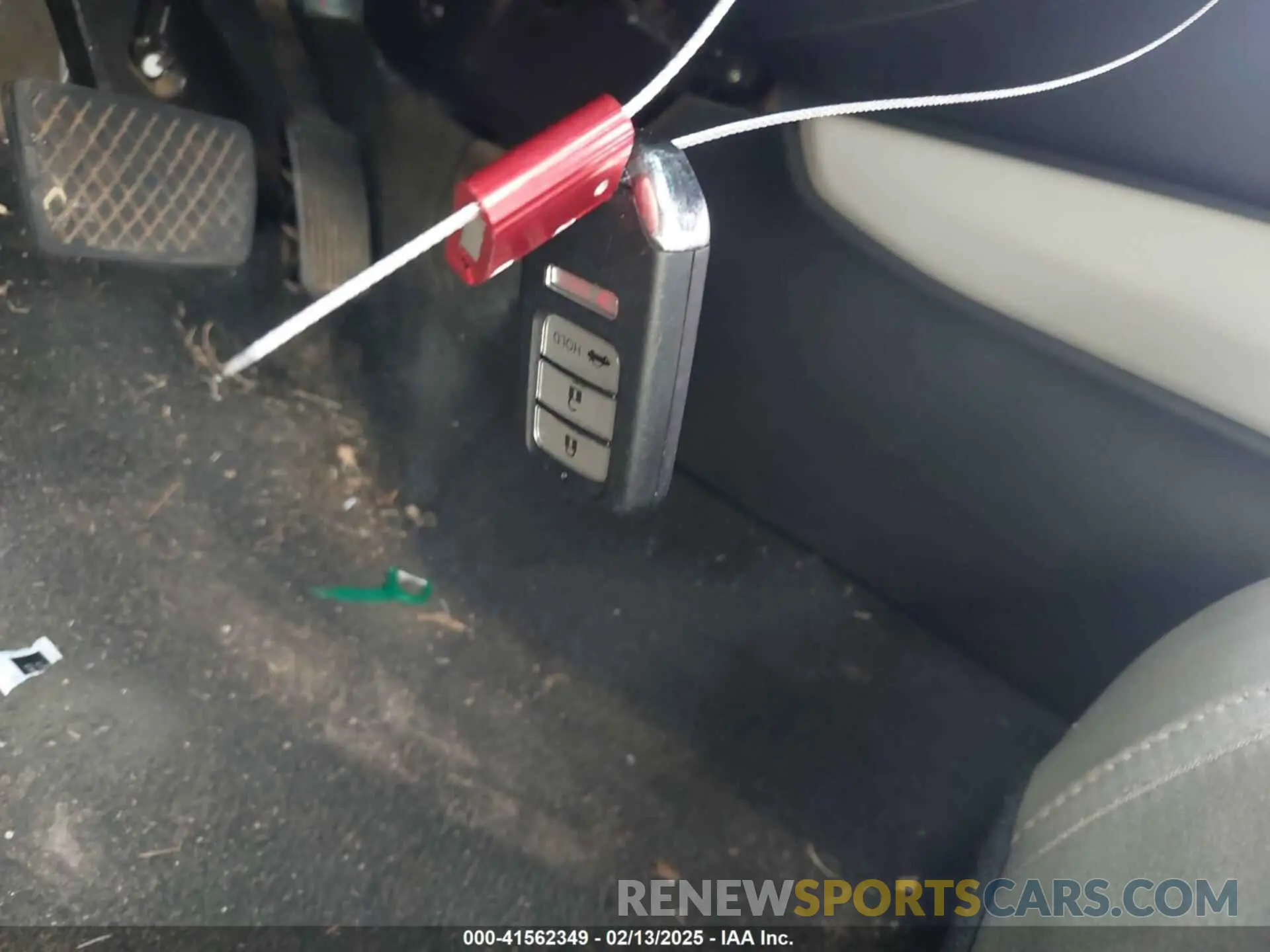 11 Photograph of a damaged car 1HGCV1F44KA106352 HONDA ACCORD 2019