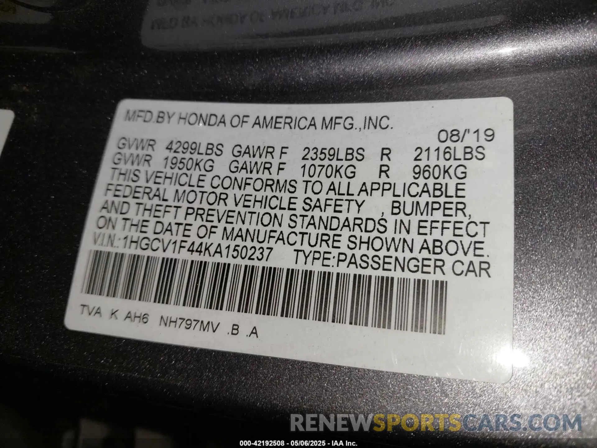 9 Photograph of a damaged car 1HGCV1F44KA150237 HONDA ACCORD 2019