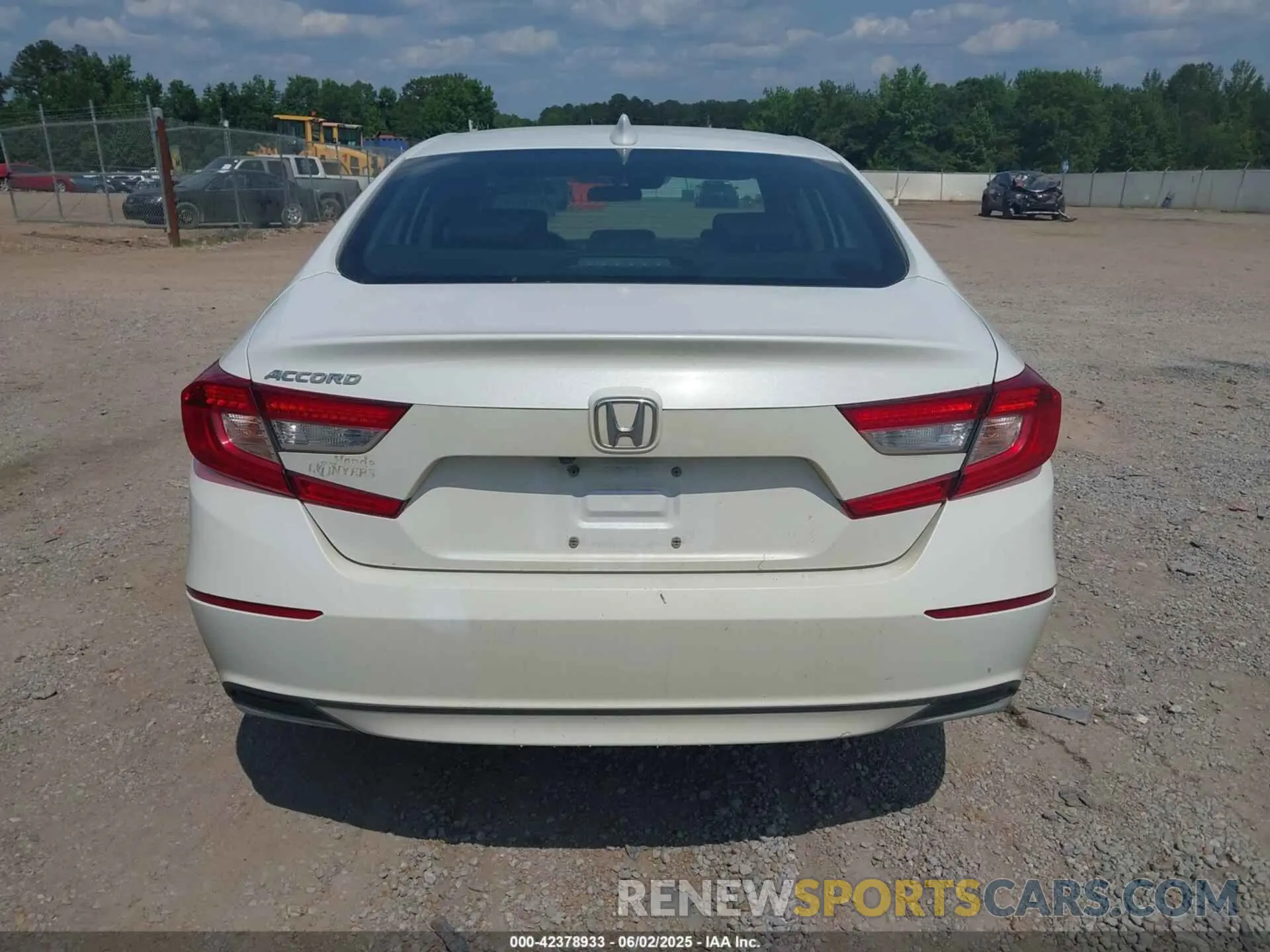 16 Photograph of a damaged car 1HGCV1F45KA162171 HONDA ACCORD 2019