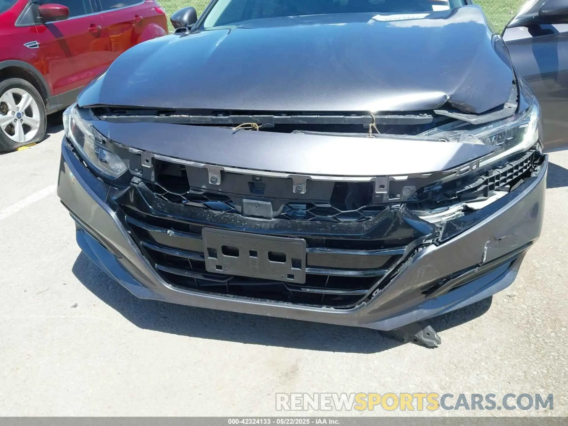 6 Photograph of a damaged car 1HGCV1F46KA065027 HONDA ACCORD 2019