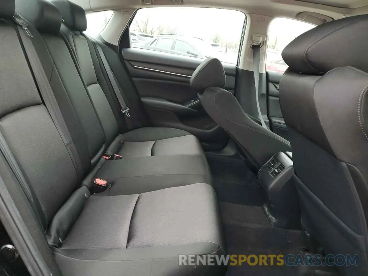 11 Photograph of a damaged car 1HGCV1F46KA148683 HONDA ACCORD 2019