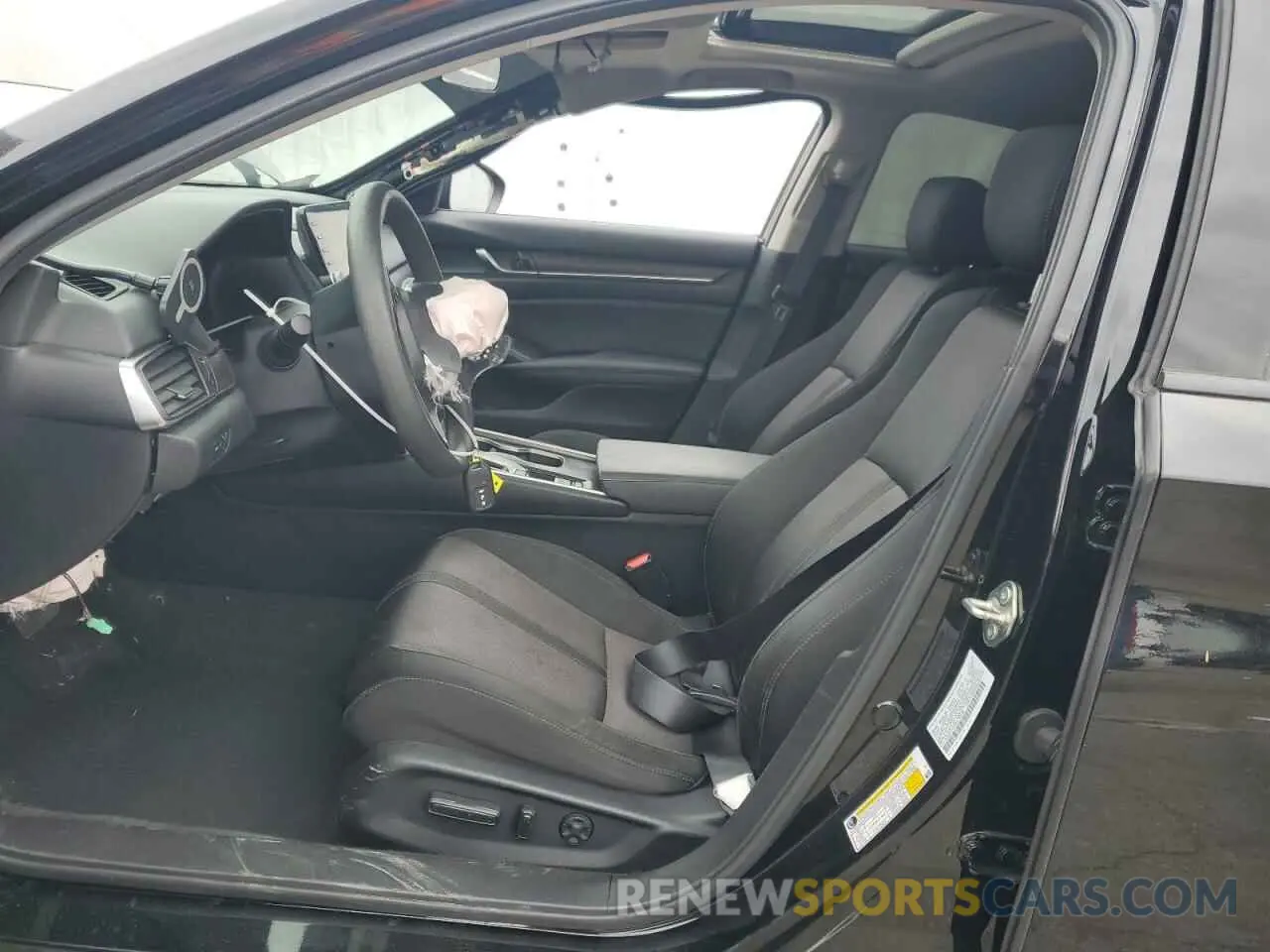 7 Photograph of a damaged car 1HGCV1F46KA148764 HONDA ACCORD 2019