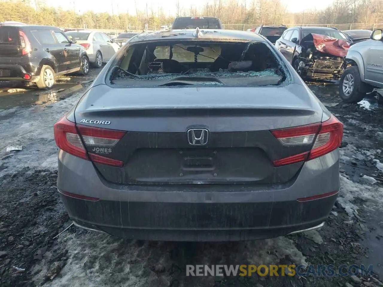 6 Photograph of a damaged car 1HGCV1F47KA008321 HONDA ACCORD 2019