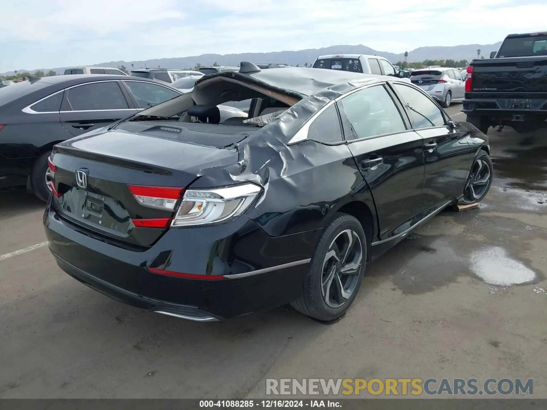 4 Photograph of a damaged car 1HGCV1F47KA022770 HONDA ACCORD 2019