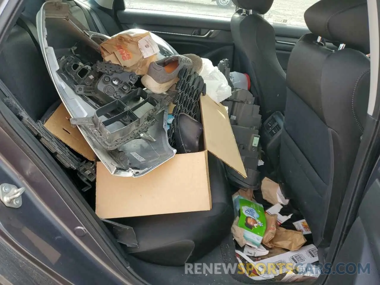 10 Photograph of a damaged car 1HGCV1F48KA155330 HONDA ACCORD 2019