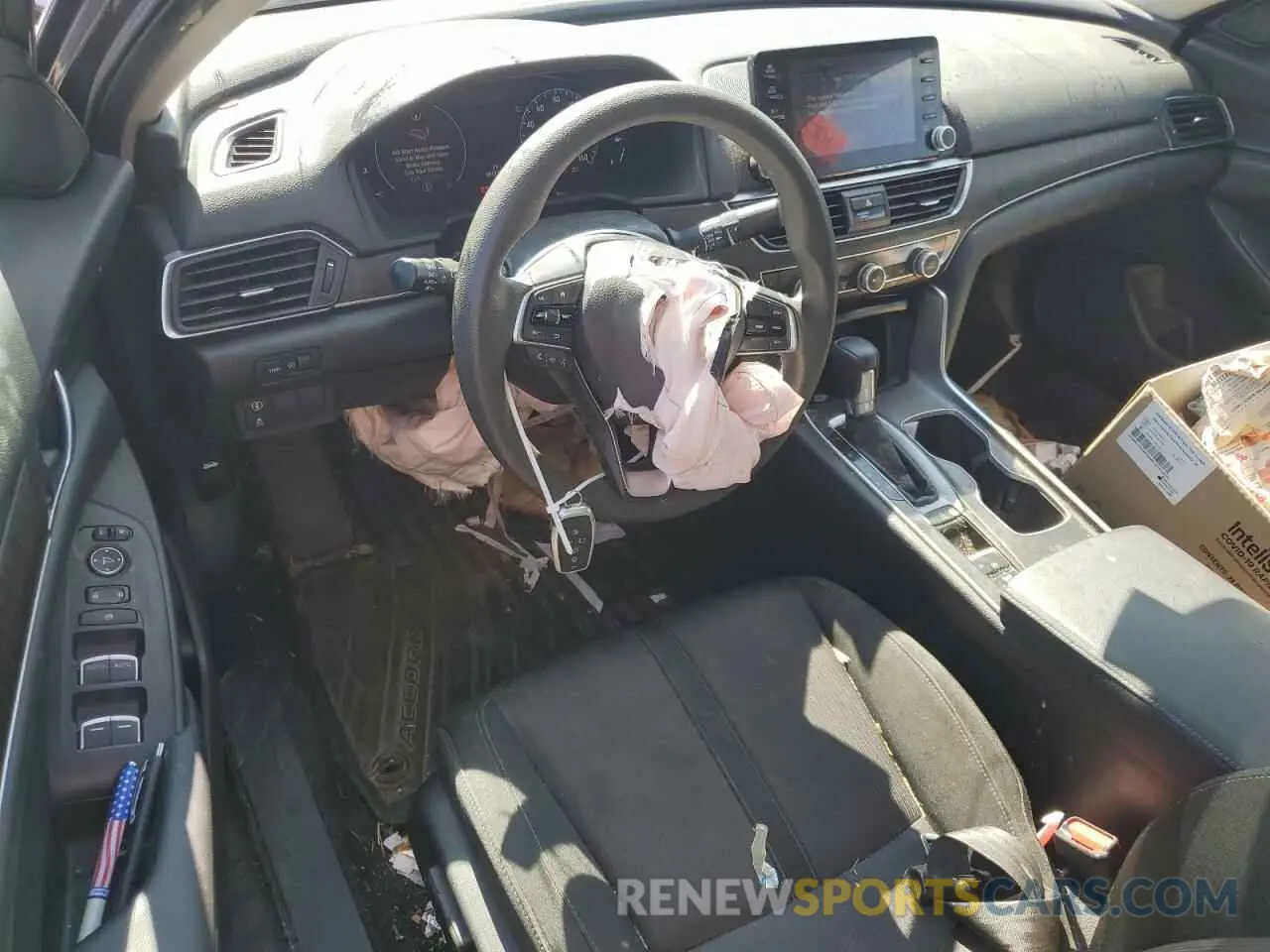 8 Photograph of a damaged car 1HGCV1F48KA155330 HONDA ACCORD 2019