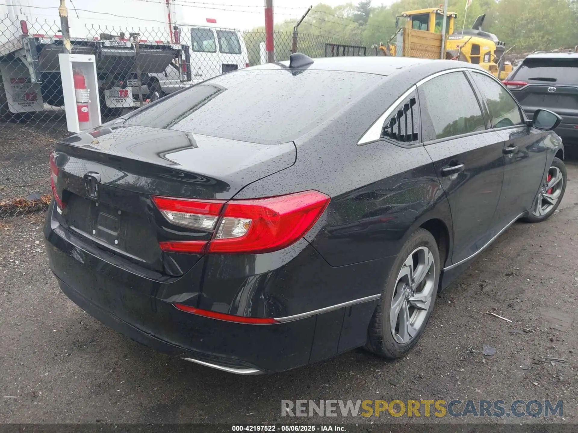 4 Photograph of a damaged car 1HGCV1F49KA025735 HONDA ACCORD 2019