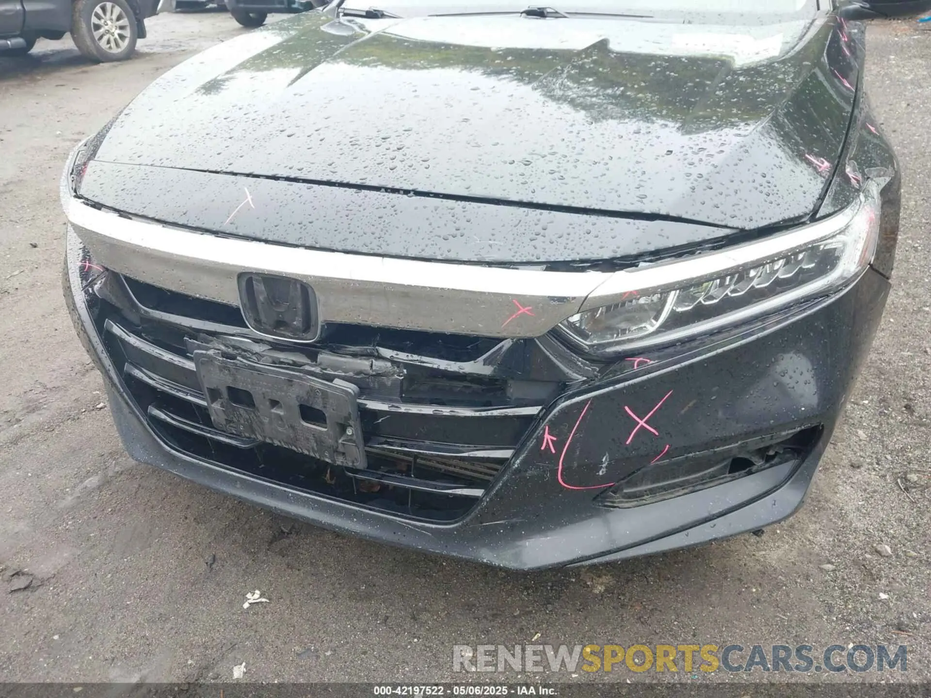 6 Photograph of a damaged car 1HGCV1F49KA025735 HONDA ACCORD 2019