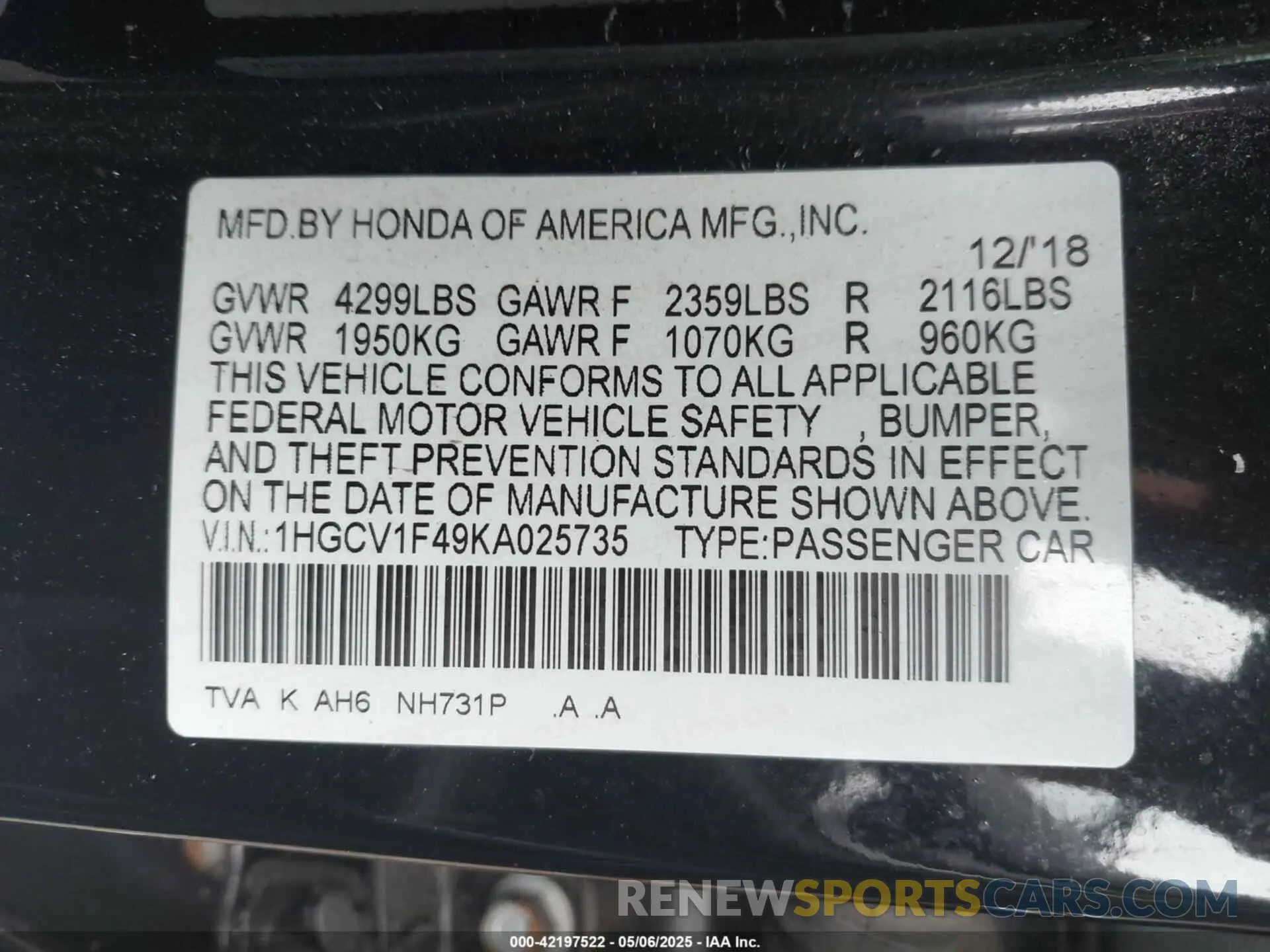 9 Photograph of a damaged car 1HGCV1F49KA025735 HONDA ACCORD 2019
