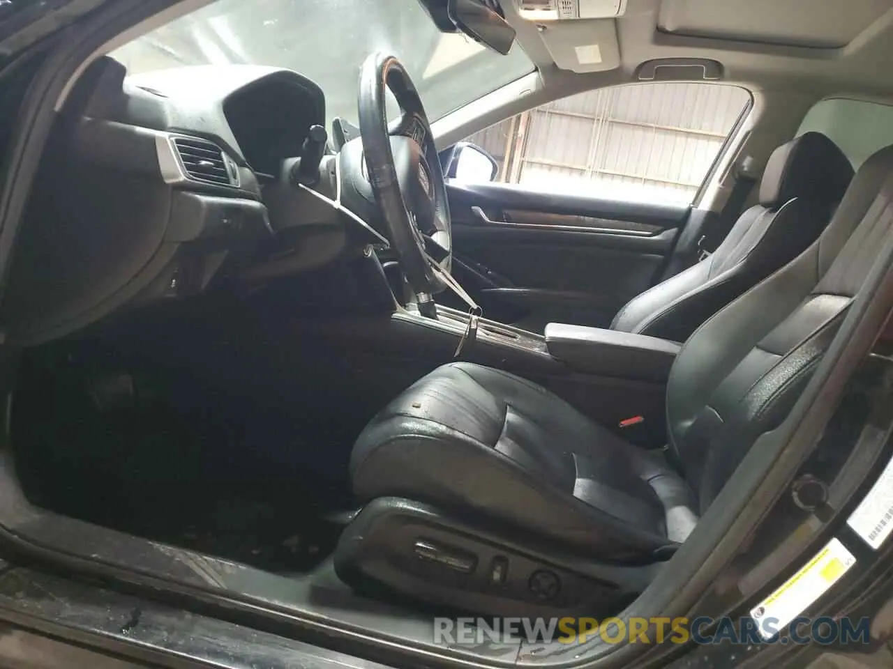 8 Photograph of a damaged car 1HGCV1F50KA041024 HONDA ACCORD 2019