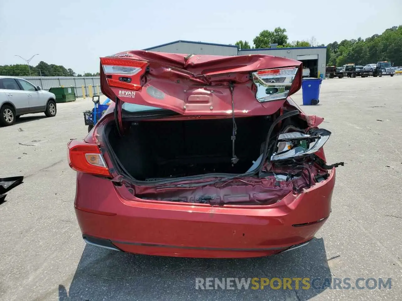 6 Photograph of a damaged car 1HGCV1F50KA168386 HONDA ACCORD 2019
