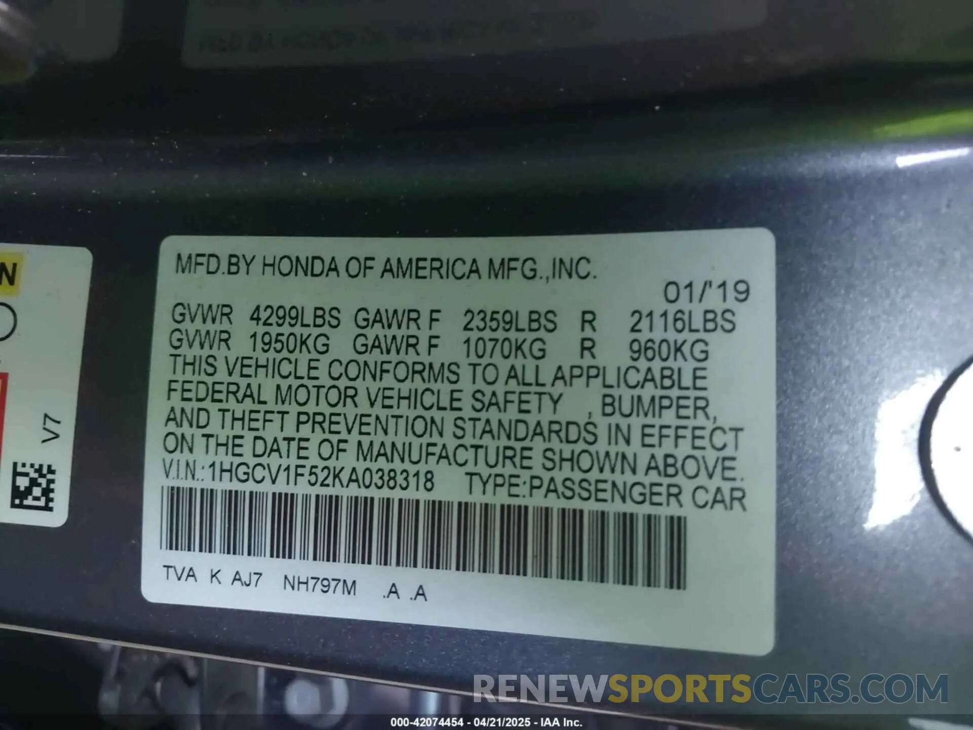 9 Photograph of a damaged car 1HGCV1F52KA038318 HONDA ACCORD 2019