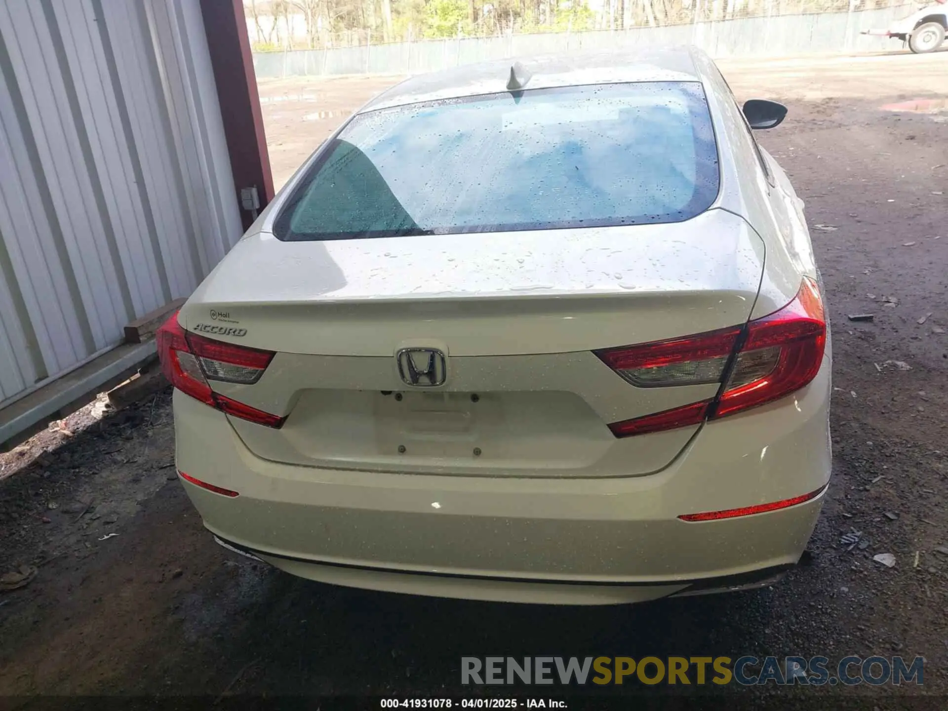 16 Photograph of a damaged car 1HGCV1F52KA040165 HONDA ACCORD 2019