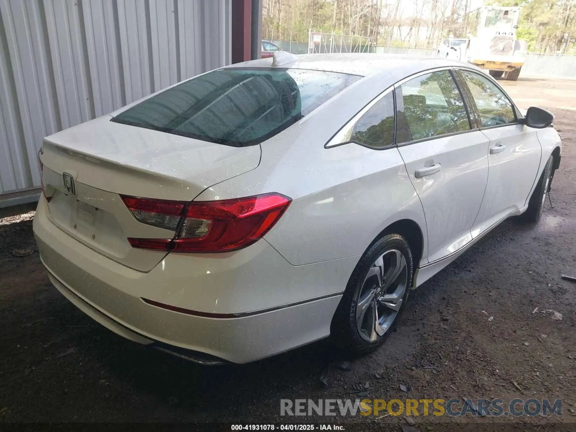 4 Photograph of a damaged car 1HGCV1F52KA040165 HONDA ACCORD 2019