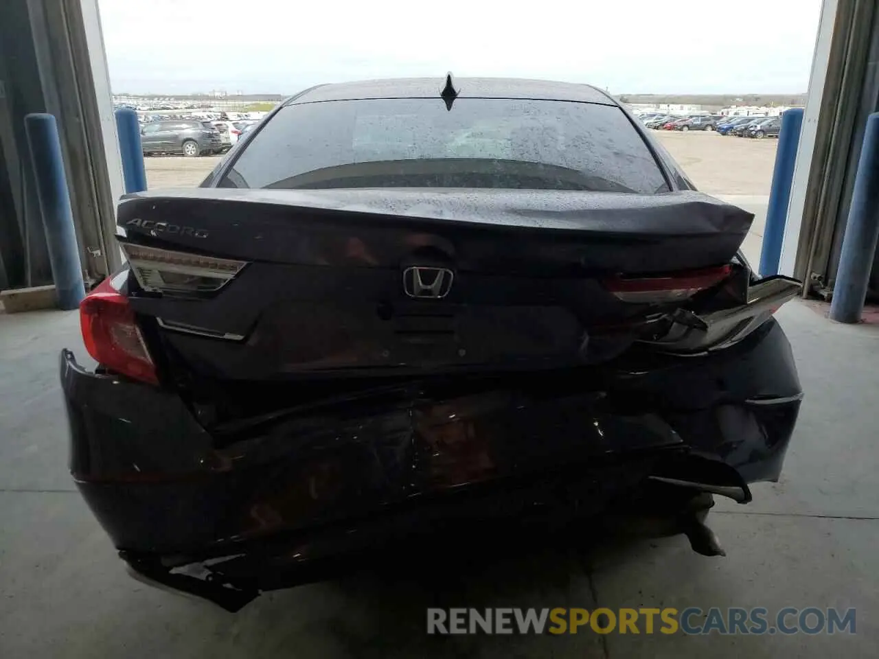 6 Photograph of a damaged car 1HGCV1F53KA008552 HONDA ACCORD 2019
