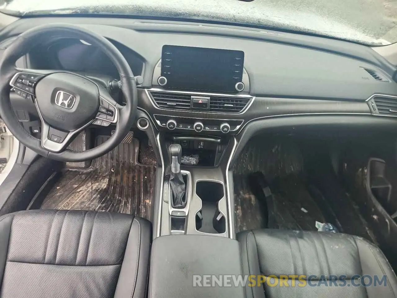 8 Photograph of a damaged car 1HGCV1F53KA802922 HONDA ACCORD 2019