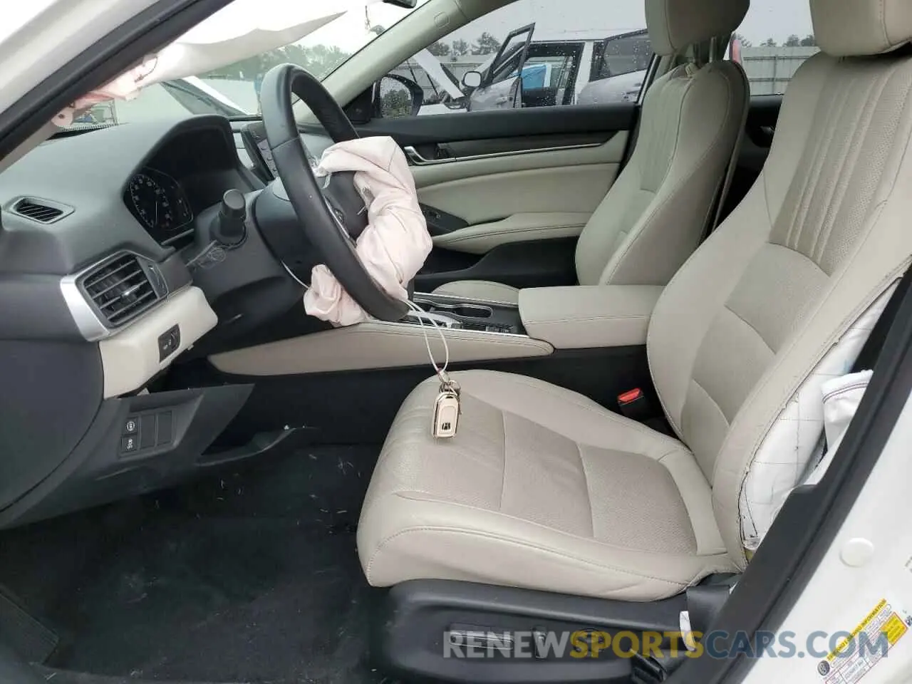 7 Photograph of a damaged car 1HGCV1F54KA071319 HONDA ACCORD 2019