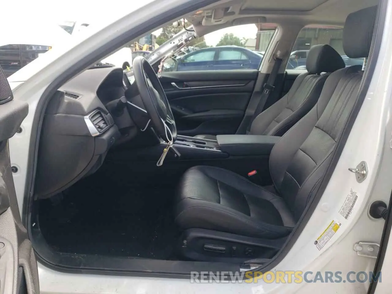 7 Photograph of a damaged car 1HGCV1F54KA078769 HONDA ACCORD 2019