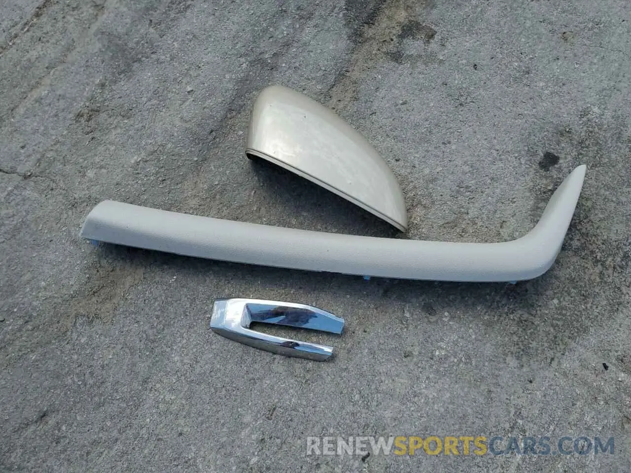 12 Photograph of a damaged car 1HGCV1F54KA120079 HONDA ACCORD 2019